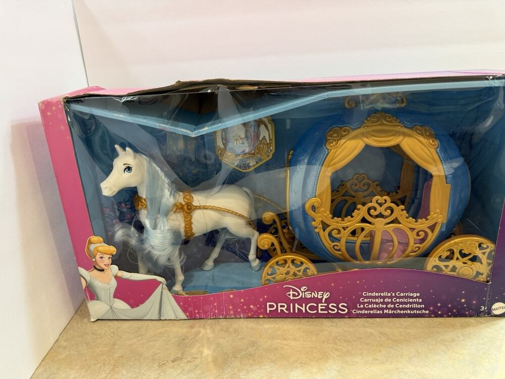 Disney Princess Cinderella’s Carriage Mattel Horse & Carriage NIB Box Damage